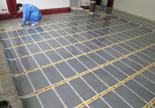 石墨烯電地暖鋪設教程_石墨烯電地暖優(yōu)缺點有哪些_石墨烯地暖與電地暖的區(qū)別
